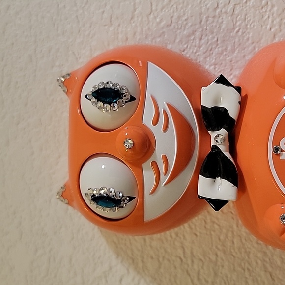 Jeweled Retired Living Coral with Zebra Tail and bowtie RARE - Picture 2 of 5